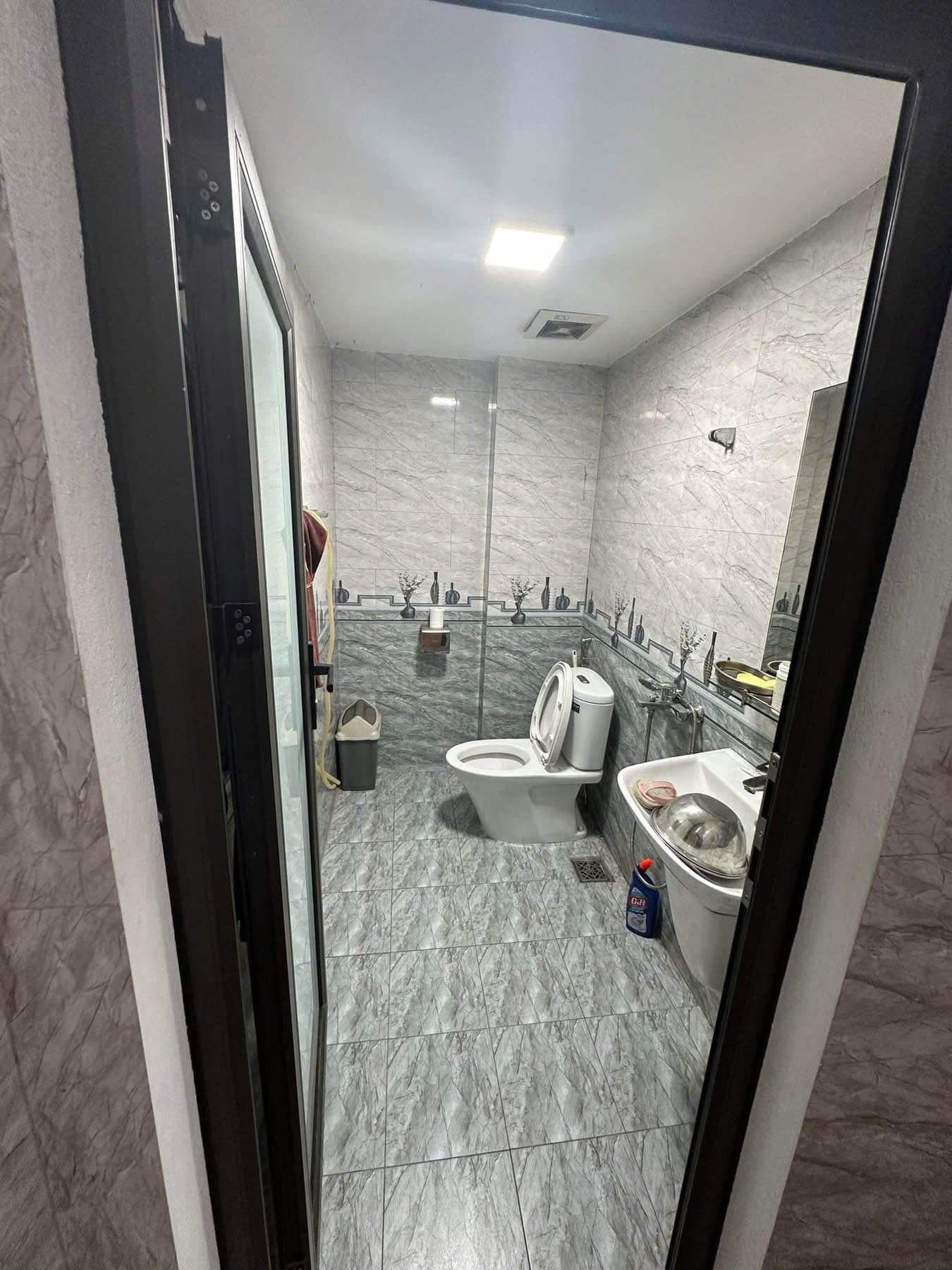 Cho thuê nhà Phố Yên Sở, 3.5 tầng x 58m2, 3 PN, 12 Triệu KD kết hợp ở lại - Ảnh 2
